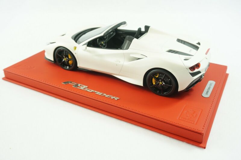 1/18 BBR FERRARI F8 TRIBUTO SPIDER FUJI WHITE MATT DELUXE RED LEATHER limited 12pcs