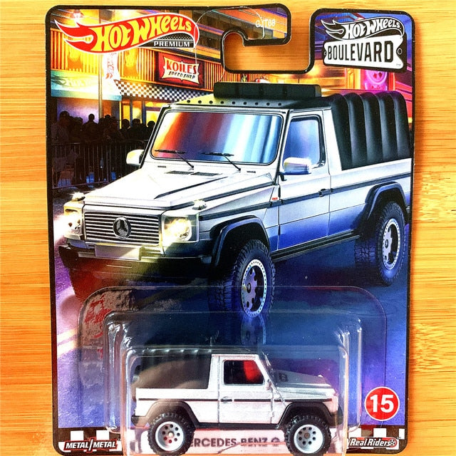 Hot Wheels Boulevard #36 - '18 Toyota 4Runner White TRD 1/64